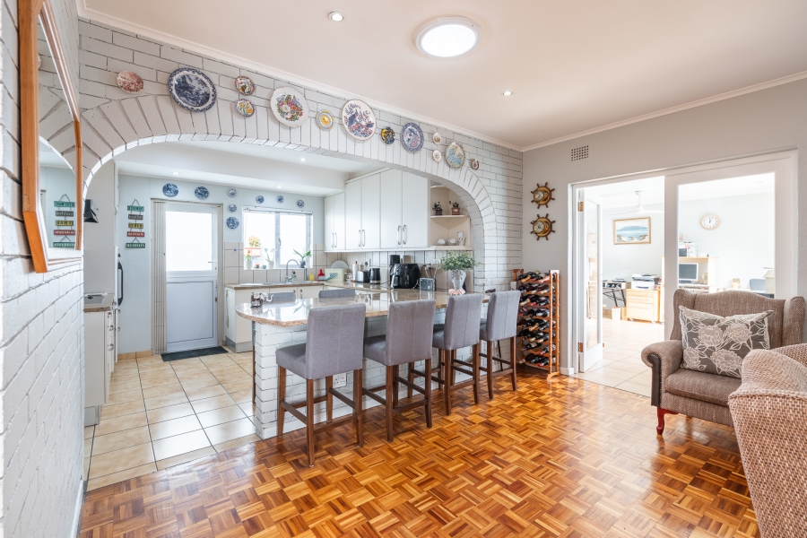 4 Bedroom Property for Sale in Edgemead Western Cape